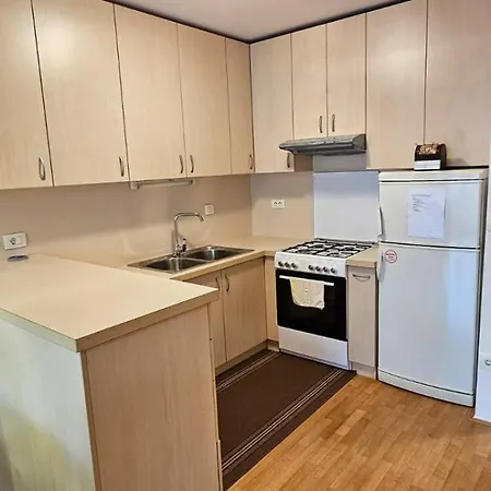 Family Lea-sleeps 4, Free Parking Διαμέρισμα *