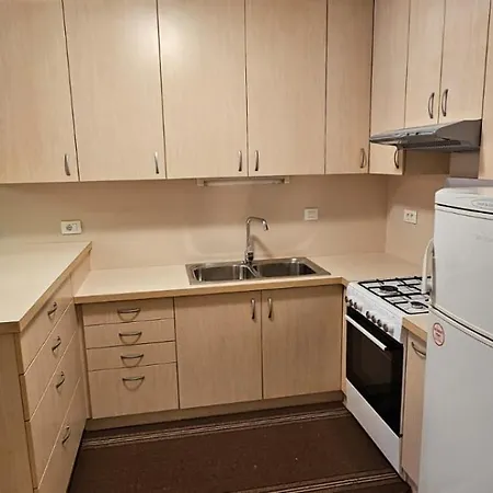 Family Lea-sleeps 4, Free Parking Διαμέρισμα